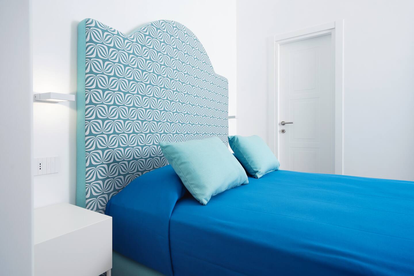 Bagno privato con doccia moderna